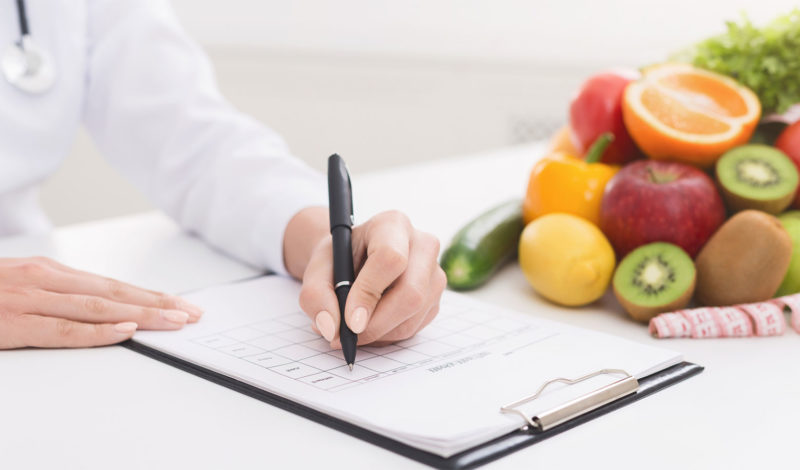 Ernährungsplan erstellen Assoziationsbild
